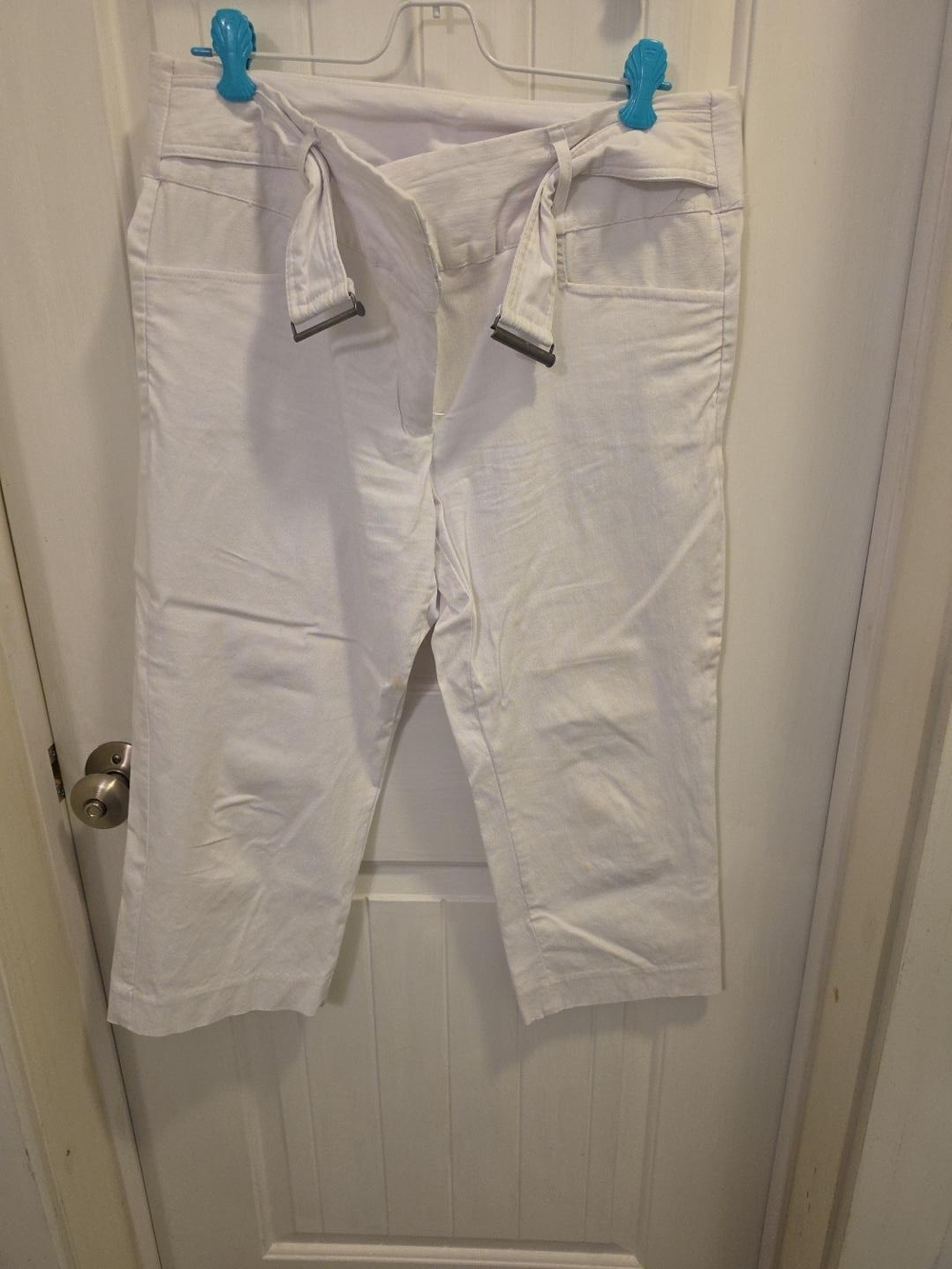 White Cropped Pants with Waist Tie Size 14